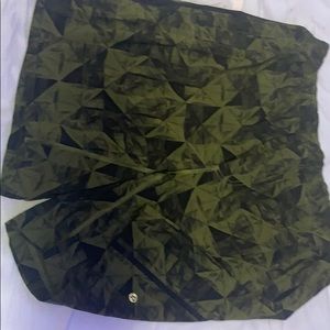 Lululemon sport shorts